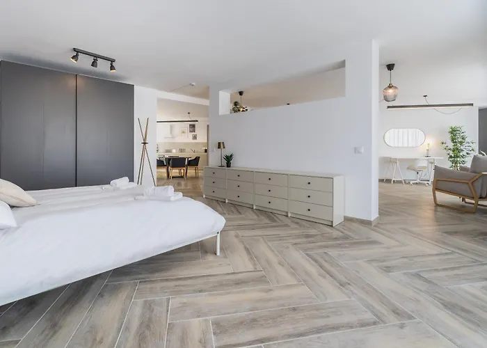 The Cube - Designer Finished By Sf Homes Apartament