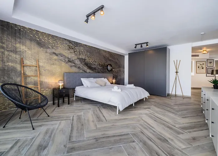 The Cube - Designer Finished By Sf Homes